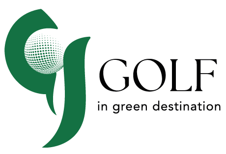 Golf in green destination